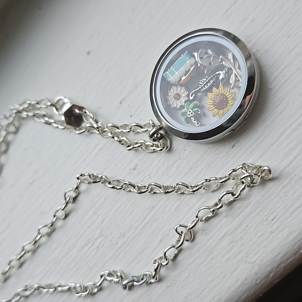 Origami Owl Locket Set - Picture 3 of 5